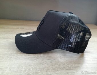 New era šiltovka - 2