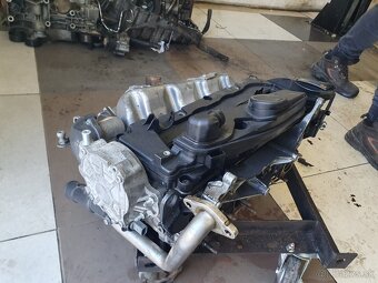 Rozpredam motor Audi a4 b8 2.0 tdi CAGA - 2