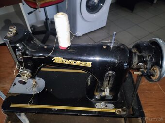 Šijací stroj Minerva - 2