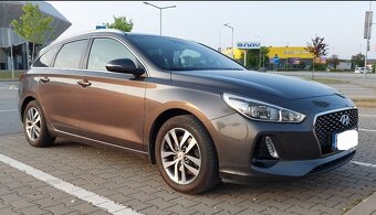 Hyundai i30 CW 1.4 TGDI 103KW Family - 2