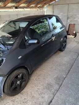 Toyota Yaris 1.3 64kw - 2
