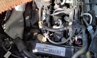 Volkswagen Passat B8 2.0 TDi 2017 predám TRYSKY 0445110471 - 2