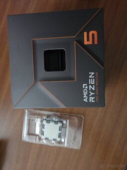 Ryzen 5 7600 - 2