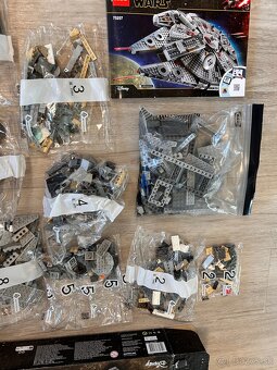 LEGO® Star Wars 75257 Milénium Falcon - 2
