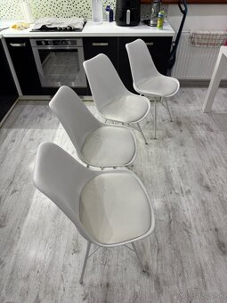 Predám 4ks kuchynské stoličky - 2