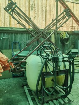 Predám postrekovač hardi NK 400 záber 12M.BEZ ČERPADLÁ - 2