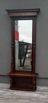 Zrkadlo stojanové vo Wilhelminiánskom štýle. - 2