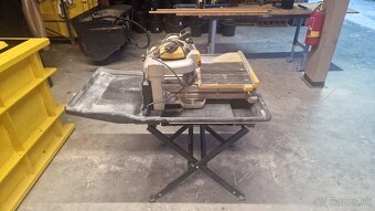 Rezačka na dlažbu Dewalt - 2