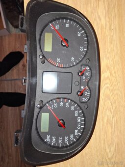 Budiky golf 4 Nový display - 2