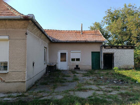 Na predaj starší rodinný dom v obci Tvrdošovce - 2