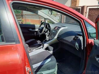 Auris 1.6 valvematic - 2