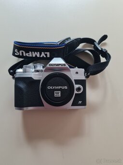 Olympus OM-D EM10 IV Telo Cena 499€ - 2