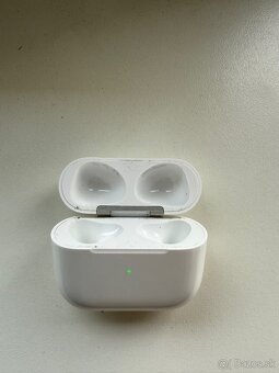 Krabička AirPods 3 - 2
