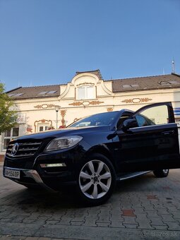 Predám Mercedes Benz ML350 BLUETEC 4MATIC - 2
