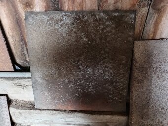 Železné platne. - 2