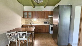 Predaj rodinný dom Nitra - Veľký Lapáš, pozemok 2780 m2 - 2