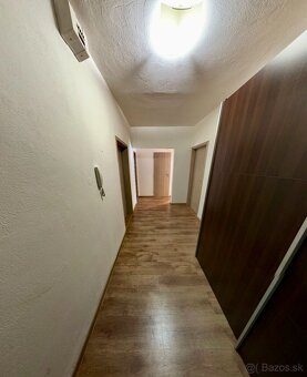 Prenajmem 3-izbový zariadený byt, Nové Zámky – Šoltésovej ul - 2