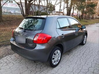 Toyota Auris 1,4 D4D - 2