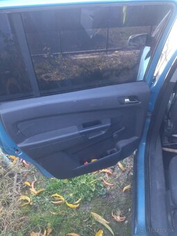 Opel Zafira na náhradné diely. - 2