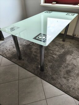 Predam jedalensky stol - 2