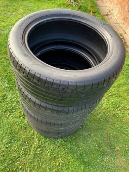Letné pneumatiky 225/50 R20 - 2