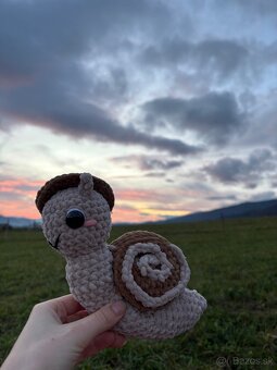 Hačkovaný slimáčik s klobúkom - 2