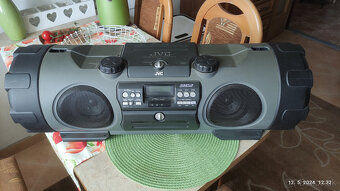 JVC RW NB10 - boombox - 2