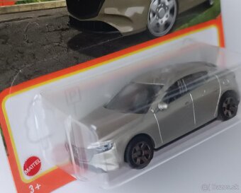 Model auta Mazda 3 - 2