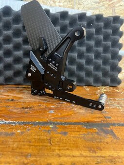 Stupačky KTM Superduke R 2020—> 2025 - 2