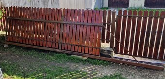 Samonosná Brána - 2