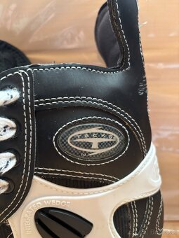 Korčule CCM Tacks 652 - 2