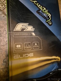 Na predaj pansky snowboard s topankami - 2