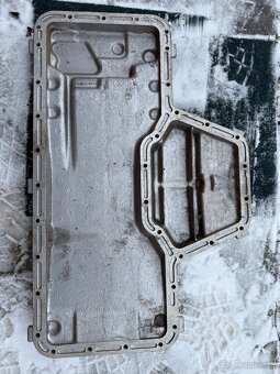 Ulozenka olejová Vaňa Tatra 613 chromka - 2