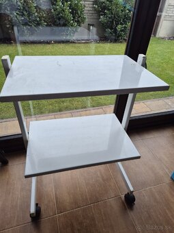 Prirucny stolik plechovy, biely - 2