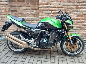 Kawasaki Z1000 - 2