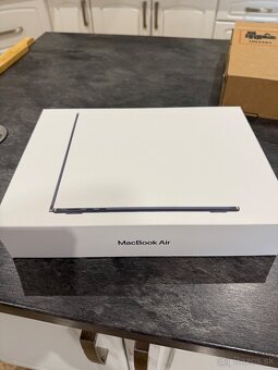 APPLE MACBOOK AIR 13" M4 16GB/256GB MW123SL/A POLNOČNÝ - 2