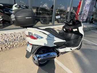 Suzuki Burgman 400 - 2