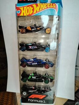 Hot Wheels - 2