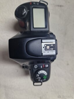 Nikon F65 - 2