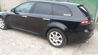 Predám alfa Romeo 159 - 2