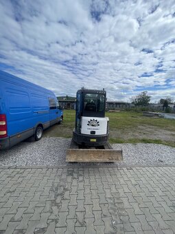 Predám Bobcat E26 - 2