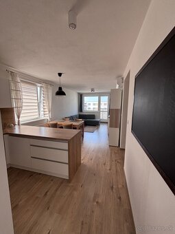Nadštandardná novostavba na prenájom - s garážou v cene - 2
