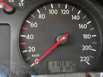 VW Golf IV. 1,4 TSI Top stav len 120 tis. km - 2