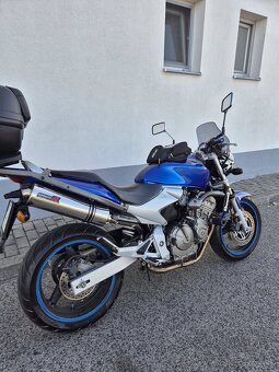 Honda hornet 600 - 2
