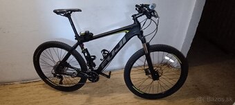 Horský bicykel Fuji slm 2,7 karbón - 2