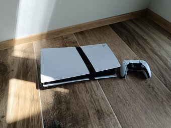 Playstation 5 Pro + mechanika - 2