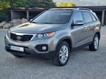 KIA SORENTO 2,2CRDi 4x4 7.MIESTNE - 2