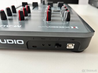 DJ MIDI kontroler - 2