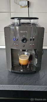 Espresso Kávovar Krups EA810B Essential - 2