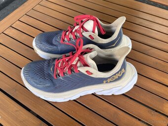 HOKA Clifton Edge 38 - 2
